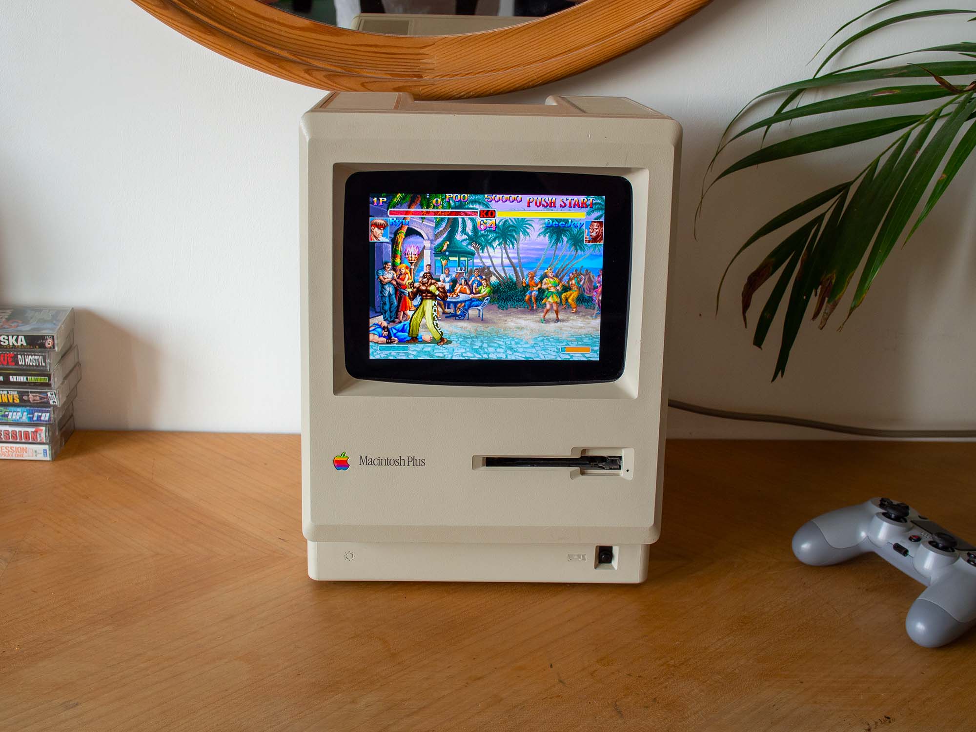 Macintosh Plus Retrogaming